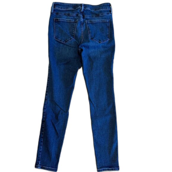 Old Navy Super Skinny High-Rise Secret Slim Pockets Jeans - Size 6 - Picture 3 of 7